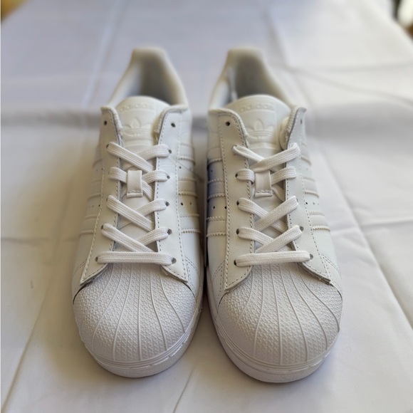 Adidas originals superstar triple white mens new in original  box